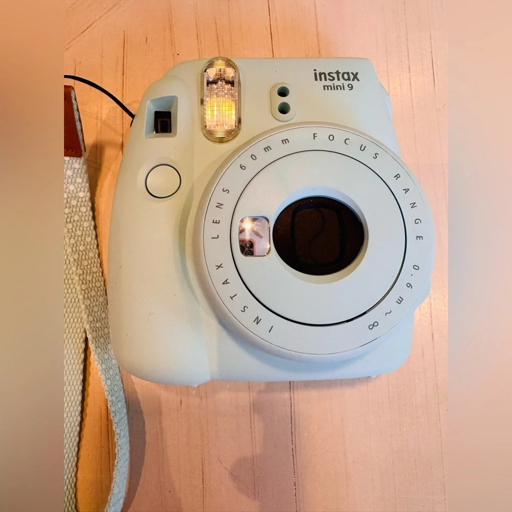Fujifilm Instax Mini 9 Instant Camera – Ice Blue | New Without Box